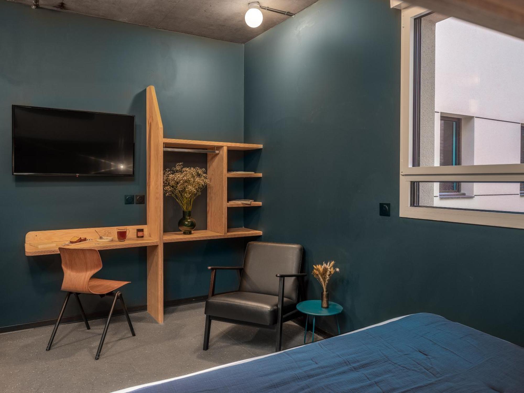 Eklo Bordeaux Centre Bastide Hotel Екстериор снимка