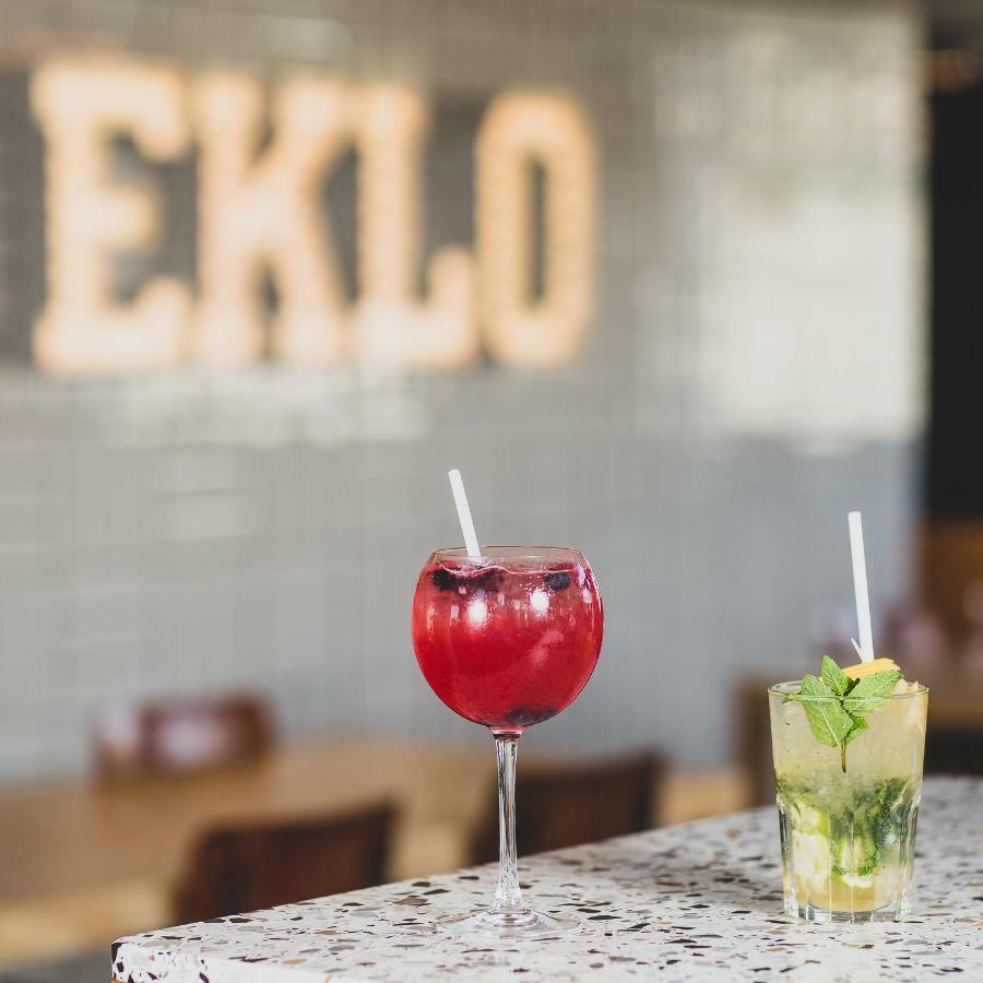 Eklo Bordeaux Centre Bastide Hotel Екстериор снимка